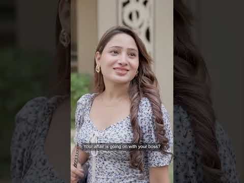 Ex-girlfriend aai wife ke sath